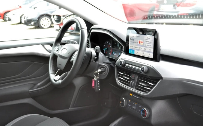 Ford Focus cena 75777 przebieg: 70000, rok produkcji 2019 z Ustrzyki Dolne małe 529